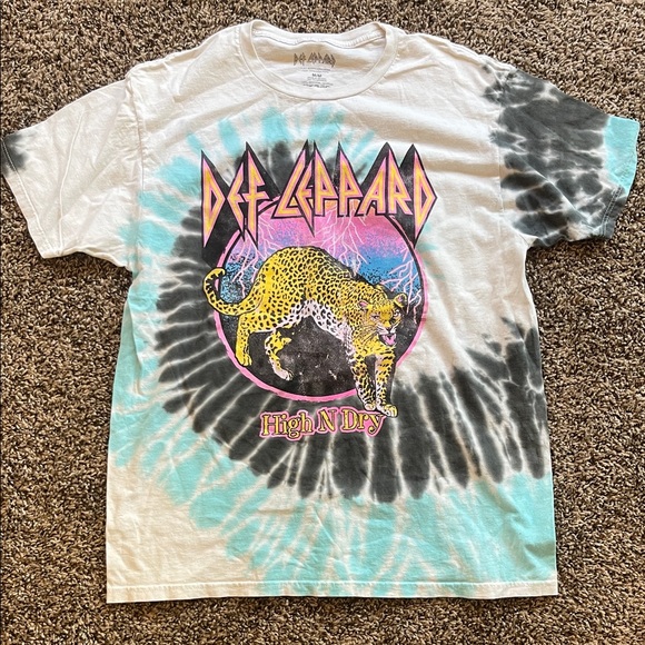 Def Leppard Tie-Dye Graphic Tee - Black and White - Picture 1 of 3